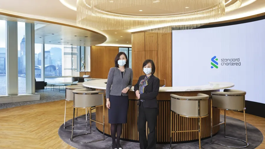 (From left) Mary Huen, CEO, Hong Kong and Lay Choo Ong, Head, Consumer, Private and Business Banking, Hong Kong, unveiled the Priority Private Centre at K11 ATELIER Victoria Dockside.
