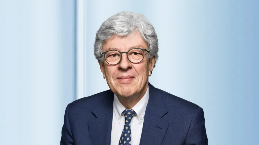 Michel M. Liès, IDF Steering Committee chair and chairman of Zurich group.