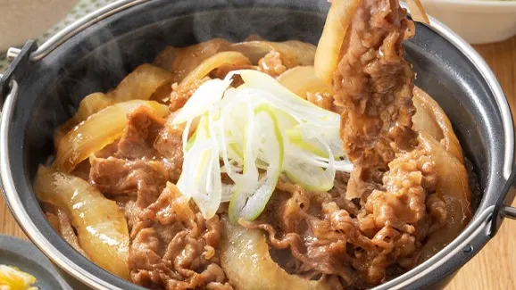 Photo credit: Yoshinoya/Facebook