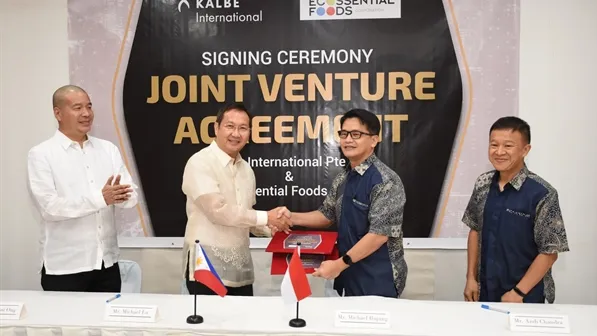 From Left to Right: Giovanni Ong, Board of Director Ecossential Foods Corporation, Michael Lu, Chairman of the Board Ecossential Foods Corporation, Michael Buyung Nugroho, DIC Kalbe International, Andi Chandra, Director of Kalbe International. /Kalbe Pharma