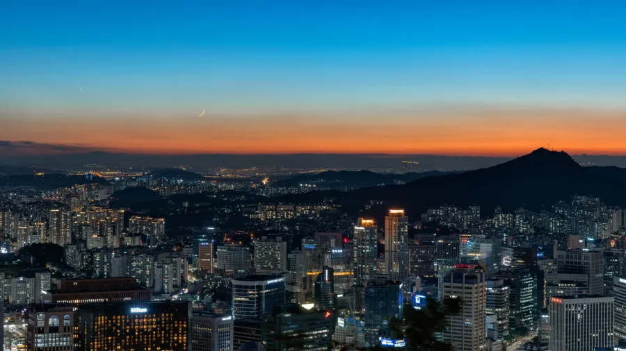 Stock photo. Credits to Unsplash.