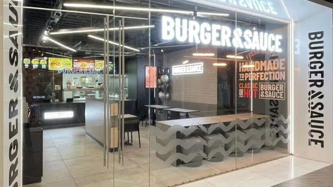 /Burger & Sauce