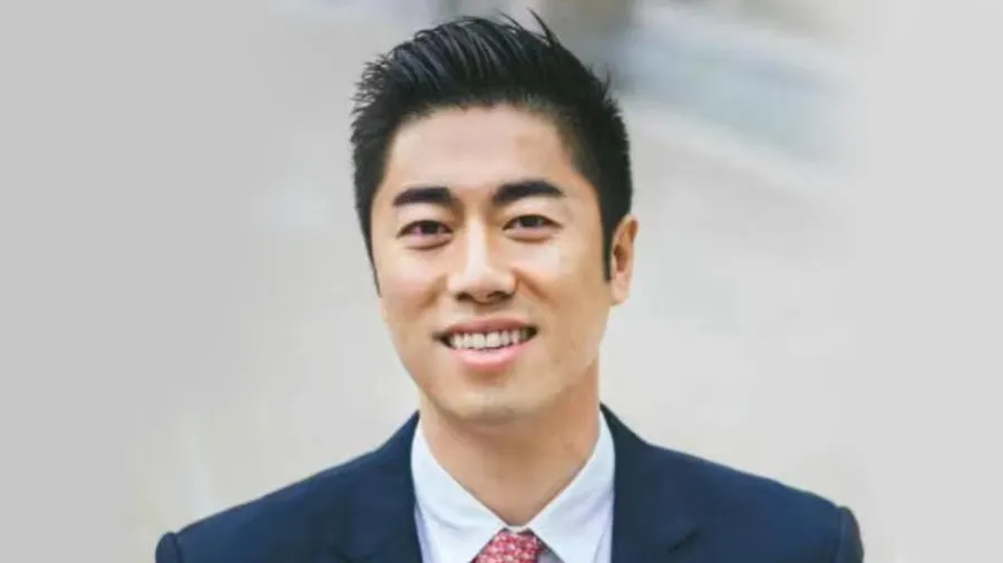 Mr. Lawrence Yu General Manager - Lenovo Retail Solutions of SSG Industry Solutions Unit