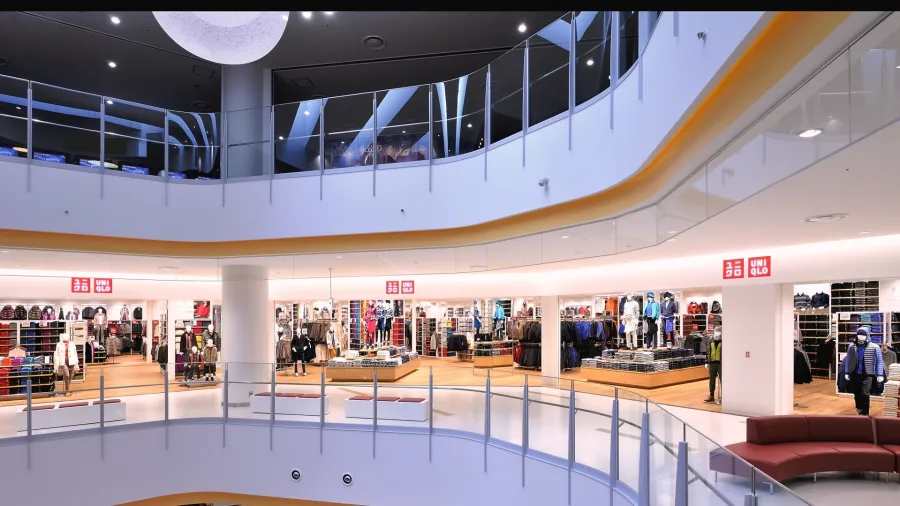 Lalaport TOKYO-BAY store | Source: Fast retailing website