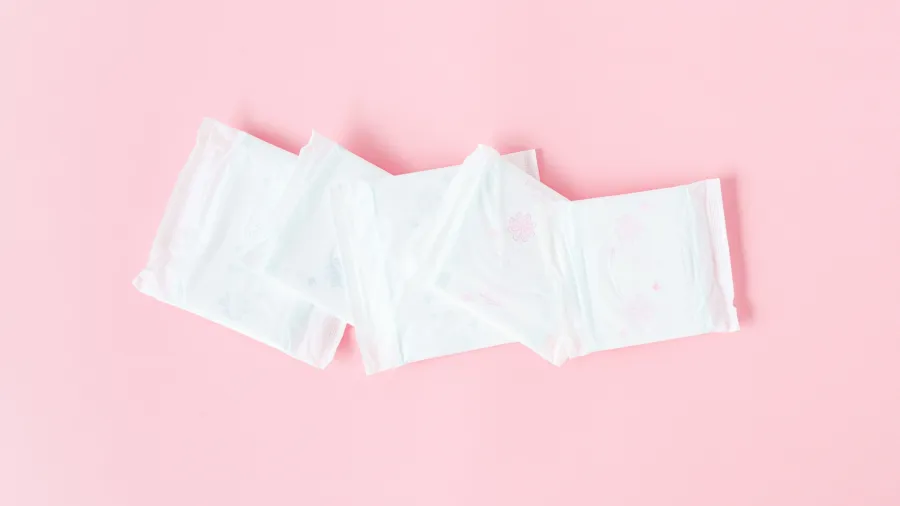 Photo by Karolina Grabowska: https://www.pexels.com/photo/pantyliners-on-pink-background-7692457/