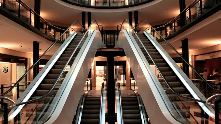 Photo by Pixabay: https://www.pexels.com/photo/empty-escalators-inside-building-54581/