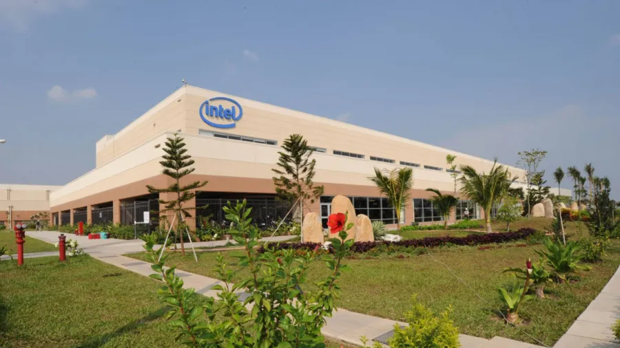 An Intel factory in Vietnam (Image source; Intel)