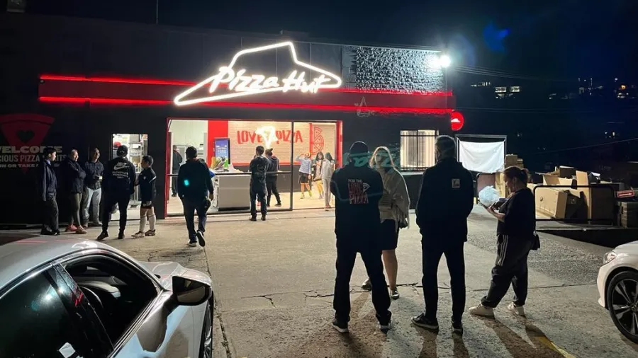 /Pizza Hut