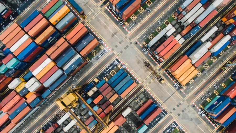 Photo by CHUTTERSNAP on Unsplash