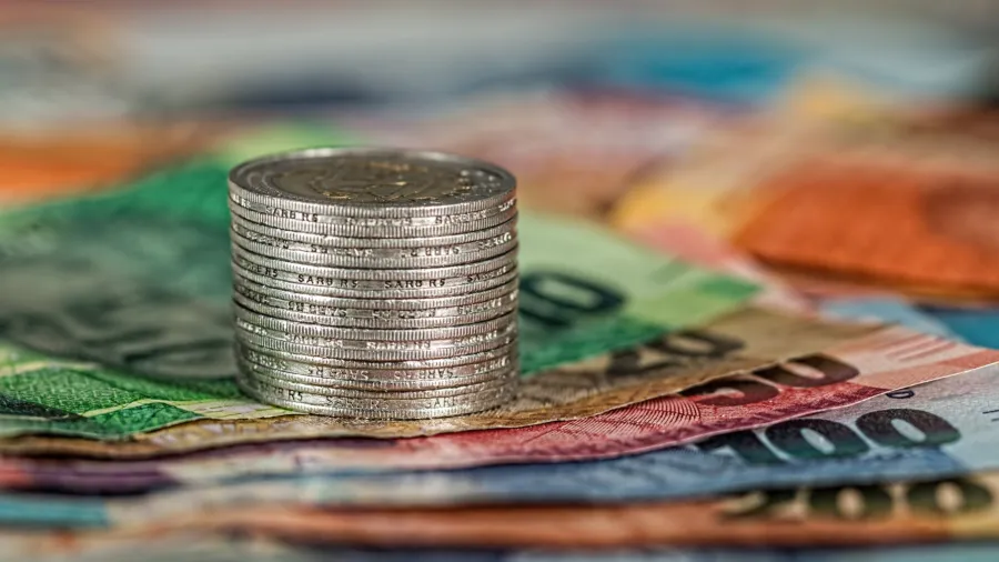 Photo by Pixabay: https://www.pexels.com/photo/bank-banking-banknotes-business-210574/