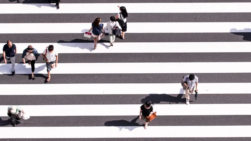 Photo by Ryoji Iwata via Unsplash. Photo cropped to fit banner dimensions.