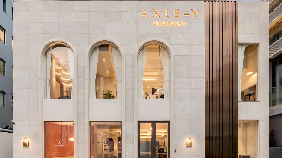Photo from AXIS-Y