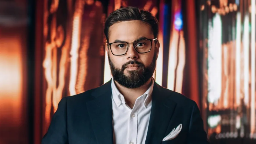 Andrew Carver, CEO Throne Lounge