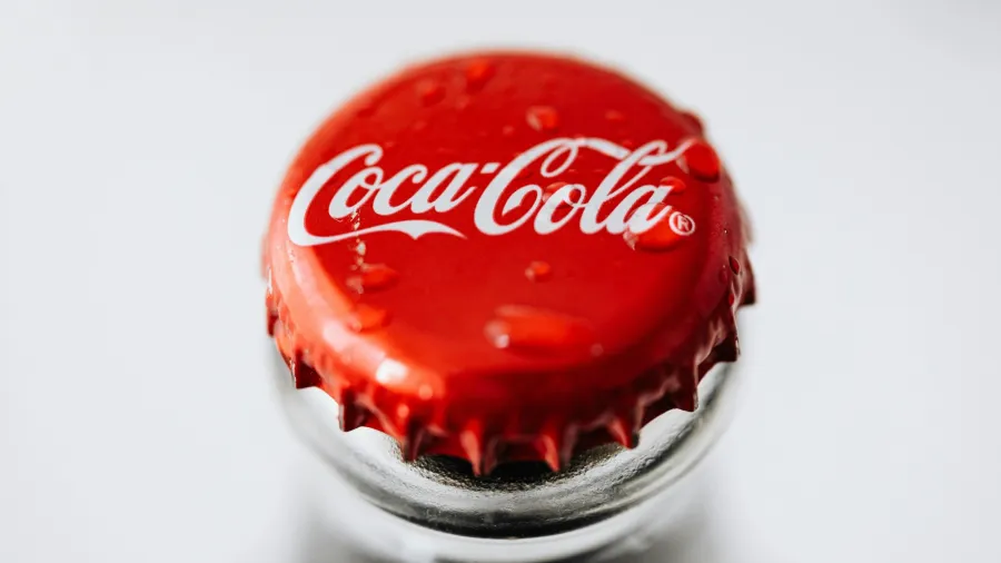 Photo by Karolina Grabowska: https://www.pexels.com/photo/metal-bottle-cap-with-drops-on-white-background-4397810/