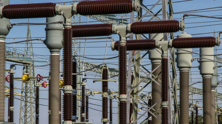 Photo by Pixabay: https://www.pexels.com/photo/gray-and-black-power-transmission-station-236089/