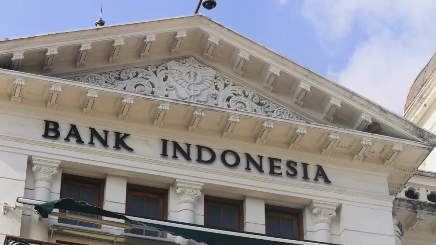 Photo by Aldi Fauzan via Wikimedia Commons. No other edits were made except for cropping of the photo. Source: https://commons.wikimedia.org/wiki/File:Bank_Indonesia_di_Daerah_Istimewa_Yogyakarta