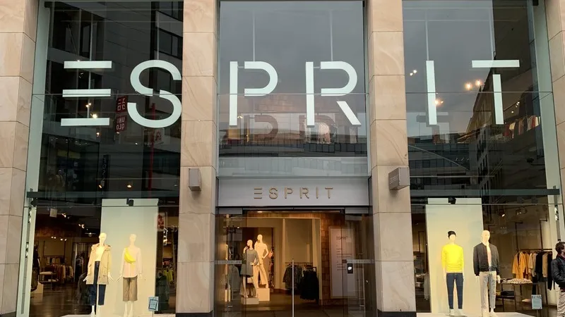 Photo via Esprit's website.