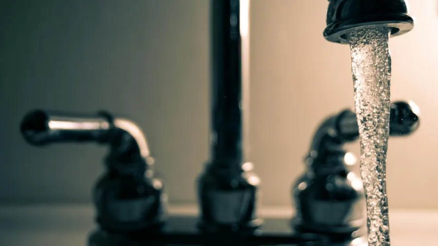 Photo by Steve Johnson from Pexels.