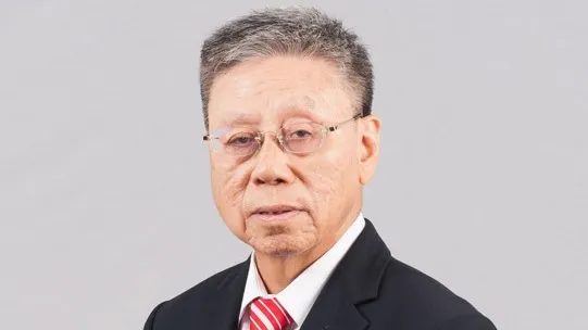 Tan Sri Dato’ Sri Dr. Tay Ah Lek, managing drector and CEO of Public Bank.