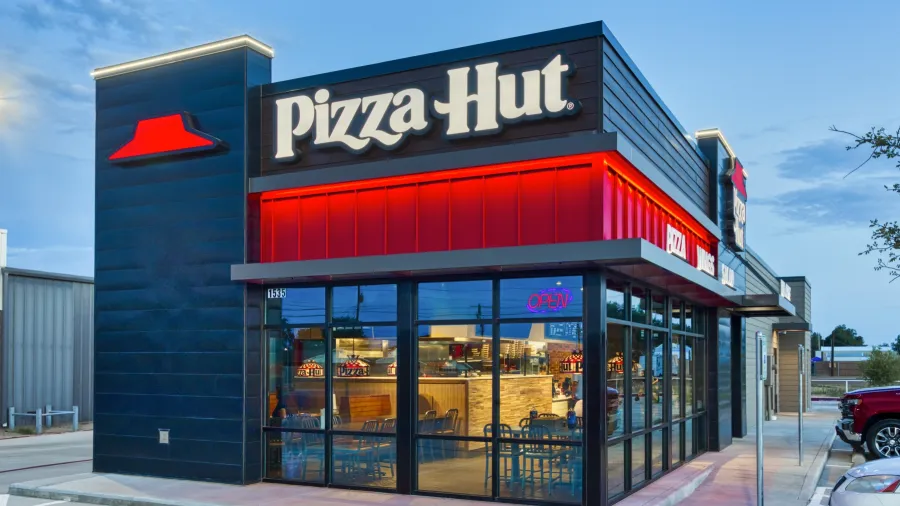 Press photo. /Pizza Hut