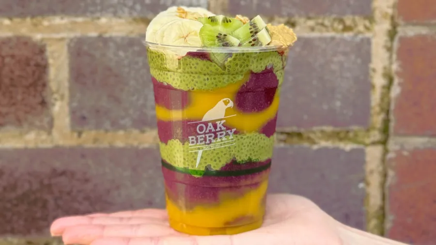 Matcha and Mango Bowl /Oakberry Açaí