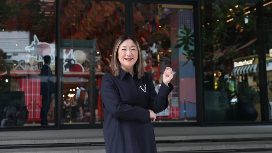 Voralak Tulaphorn, Chief Marketing Officer of The Mall Group