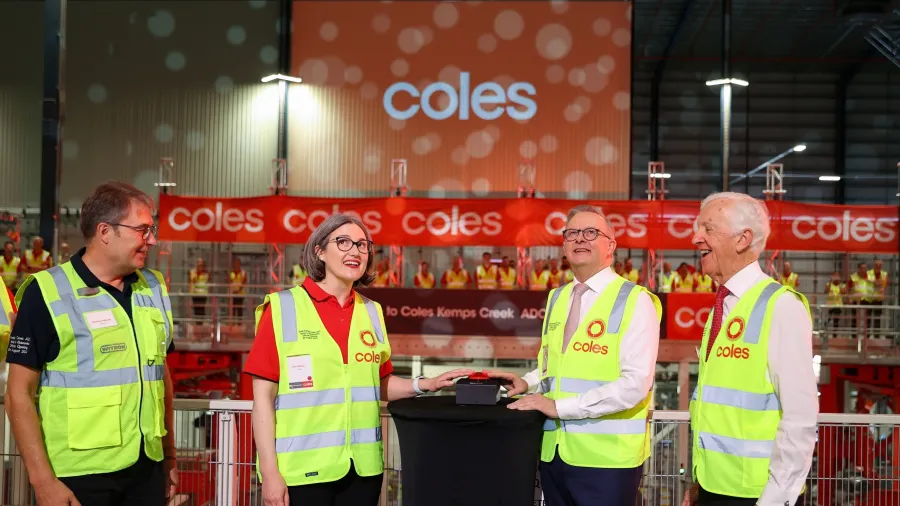 Press photo (Coles Group)