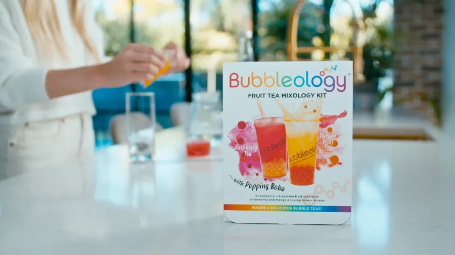 Press photo. /Bubbleology