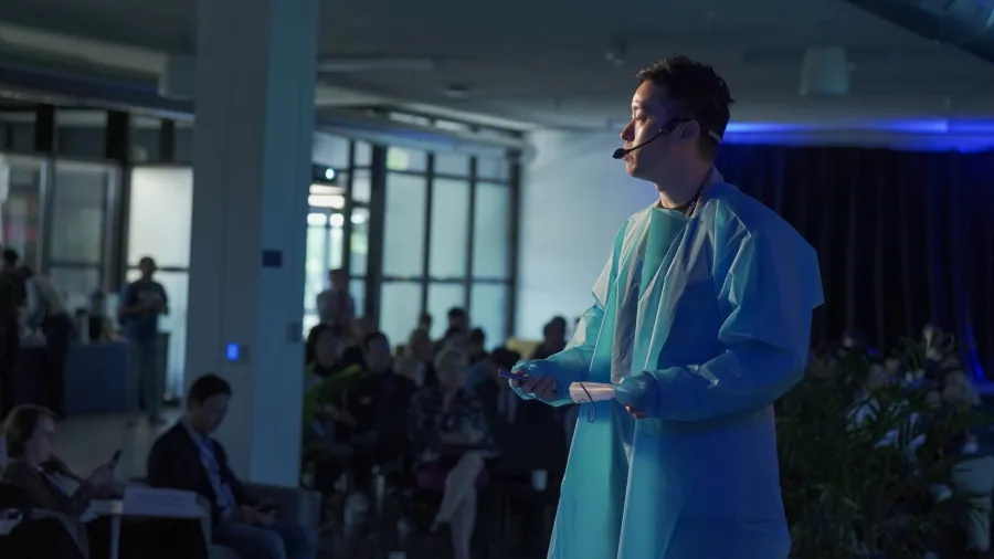 OKOSIX founder CEO Eddie Yu pitching at Silicon Valley (Photo from OKOSIX)