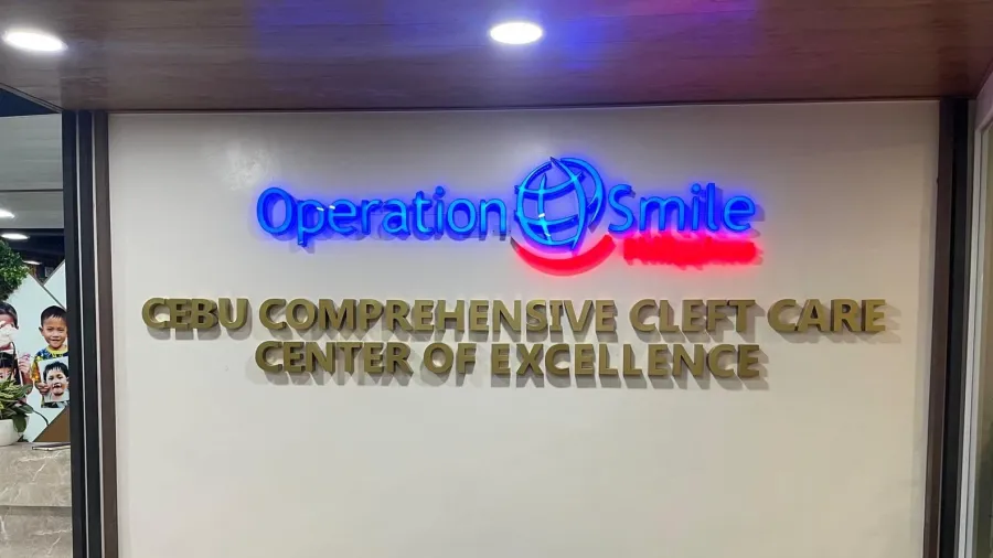 Press photo. (Operation Smile Philippines)