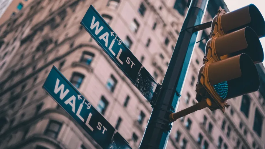 Photo by Lo Lo Ce via Unsplash.