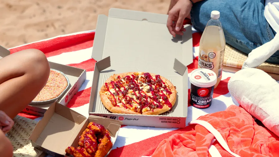 Press photo. /Pizza Hut