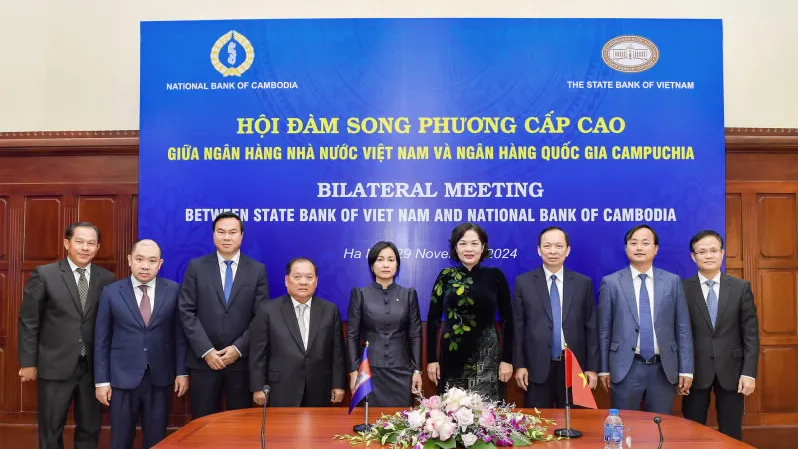 Press photo. (State Bank of Vietnam)