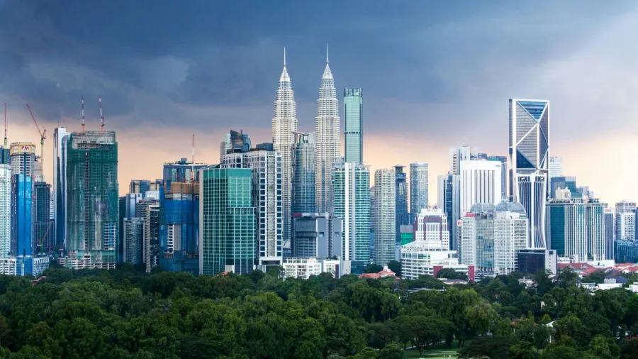 Malaysia was one of the top priority investment destinations named by western financial institutions. Photo by Yulia via Pexels.