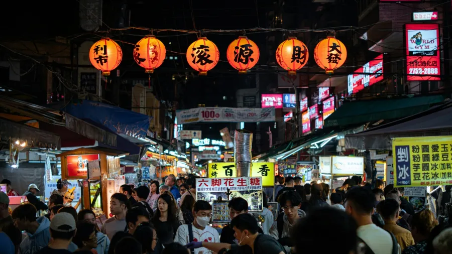 A street in Taipei. Photo by Daniel Honies via Unsplash.