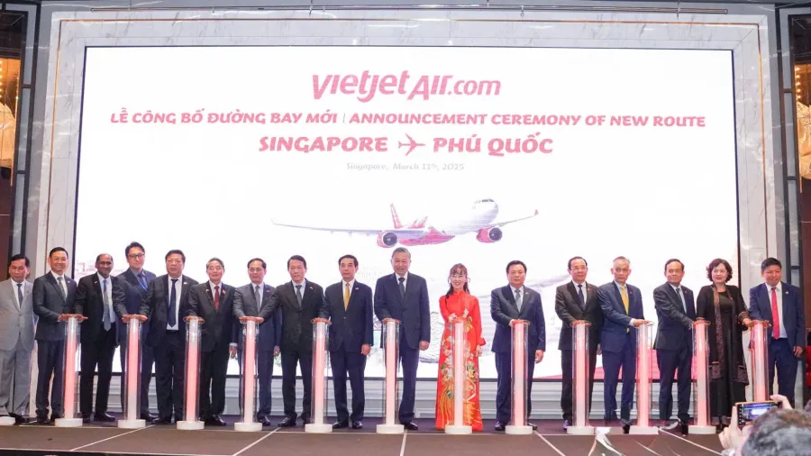 The official announcement ceremony of Vietjet's direct Singapore – Phu Quoc route, launching in May 2025.