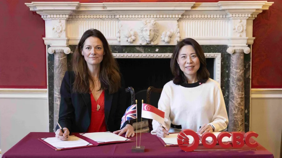 Minister for Investment Baroness Poppy Gustafsson CBE and OCBC Head of Global Corporate Banking Ms Elaine Lam signed the Memorandum of Understanding. Photo courtesy of OCBC.