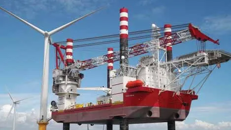 Seajacks Zaratan is equipped with two ZF RT8011FP units in the front section of the vessel, and three ZF AT7011WM FP units in the rear. Executed in combo configuration, it is capable of working as a transverse thruster when retracted and a fully capable azimuth thruster when extended.
