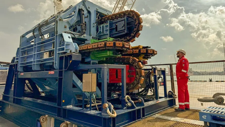 50Te WLL 4-Track Tensioner @ Loyang Offshore Supply Base, Singapore. Courtesy: Motive Offshore Group