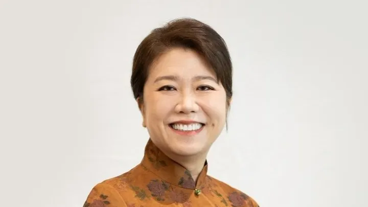 Joyce Tee (SMBC).