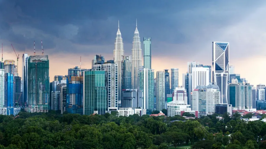Kuala Lumpur, Malaysia (Photo by Yulia via Pexels).