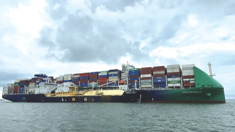 FueLNG Venosa carrying out LNG bunkering to CMA CGM Bahia (Photo: FueLNG, all Rights reserved)
