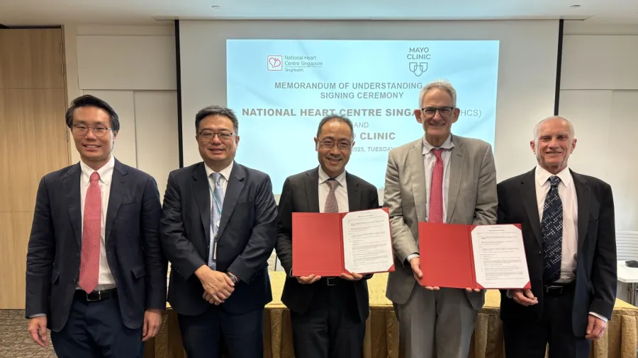 Press photo from The National Heart Centre Singapore