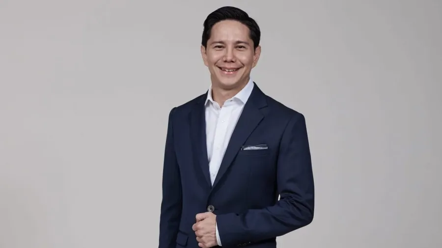 Siam Commercial Bank CEO Kris Chantanotoke; source: SCB