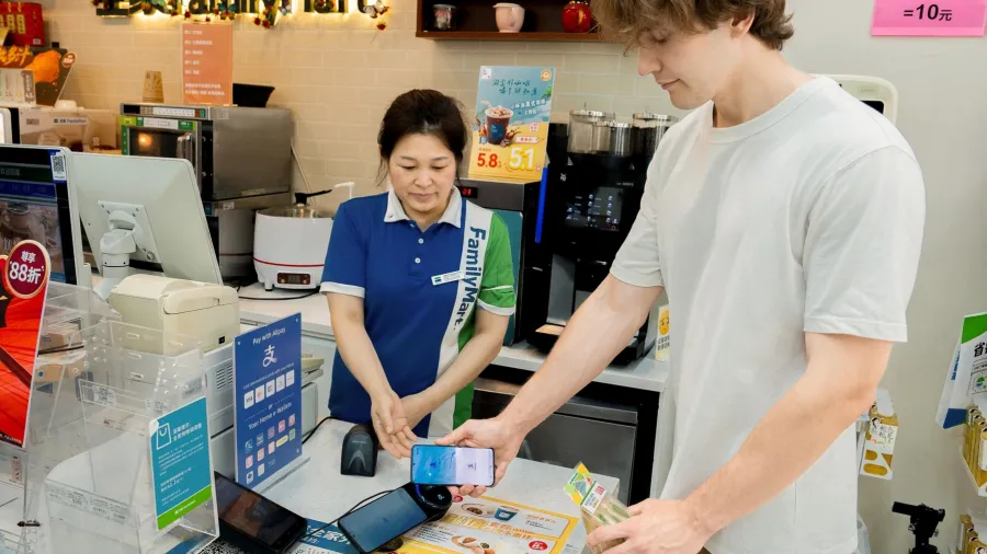 FamilyMart leverages Alipay Tap! to simplify payments and membership management.