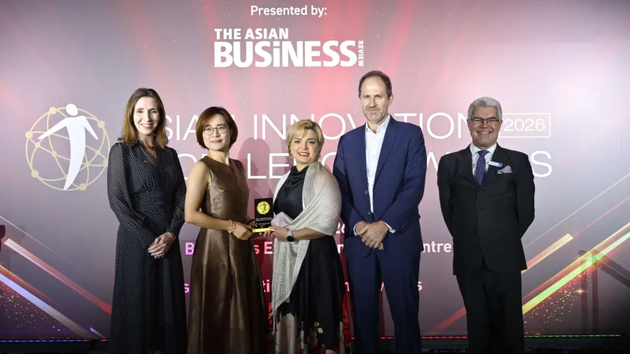 HSBC wins at Asian Innovation Excellence Awards 2026 for AI For Leaders ...