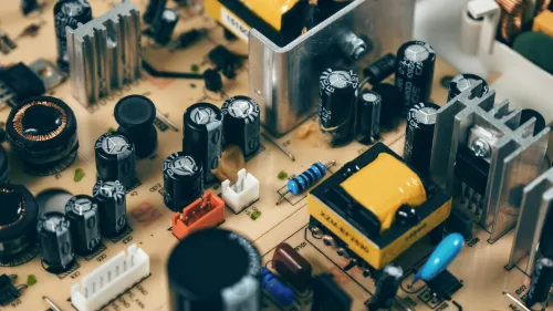 Global semiconductor sales up 18.8% in Q1