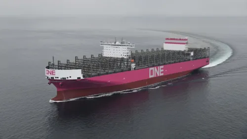 Imabari Shipbuilding delivers 13,932 TEU ONE Serenity