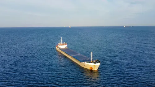 OOCL orders 12 LNG dual-fuel container ships to boost green transition