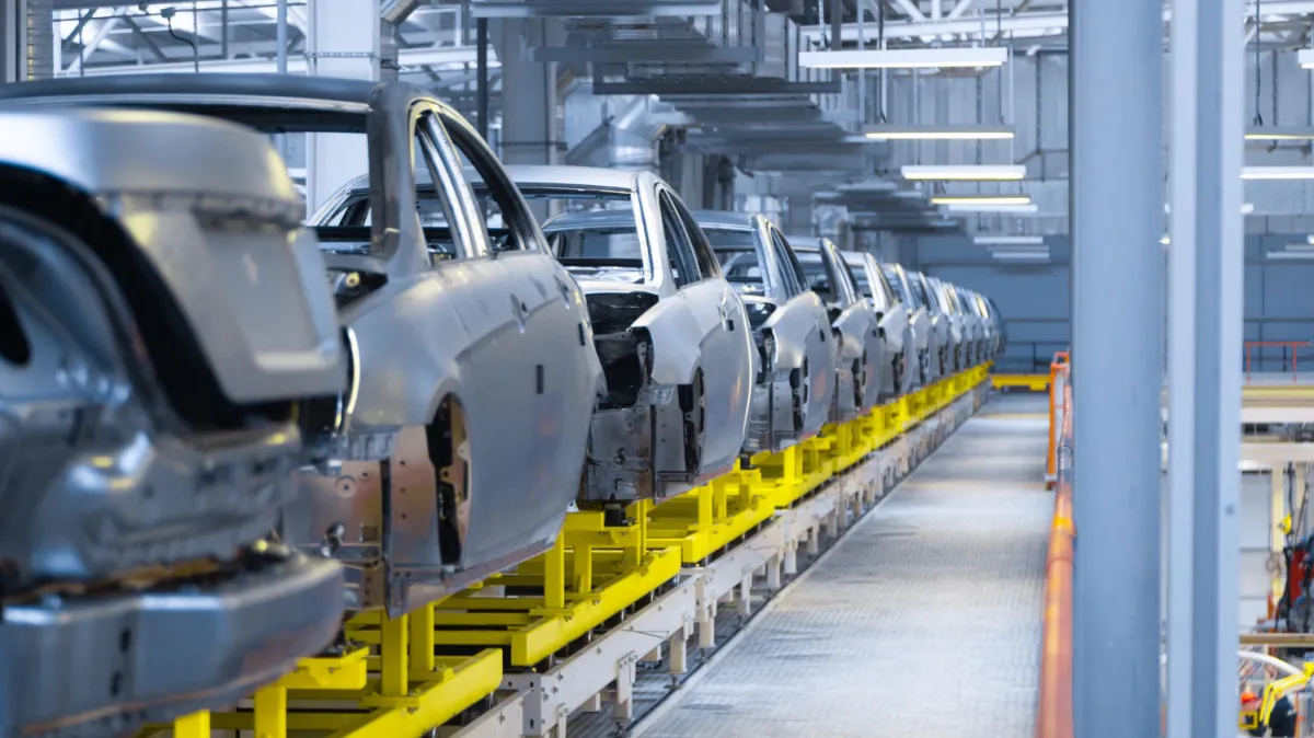 China auto output, sales see double-digit growth in February